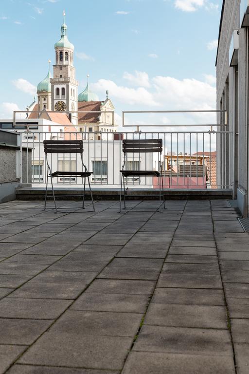Nonstop Hotel Augsburg - Ubernacht - Hostelhotelhome Exteriör bild