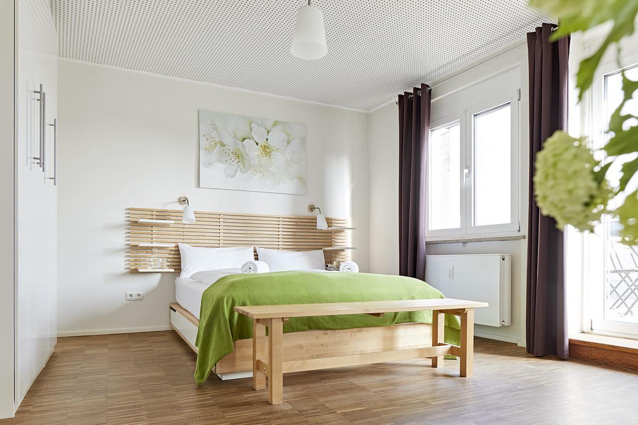 Nonstop Hotel Augsburg - Ubernacht - Hostelhotelhome Exteriör bild